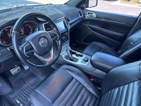 Used 2018 Jeep Grand Cherokee Limited image 10