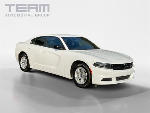 Certified 2023 Dodge Charger SXT image 1