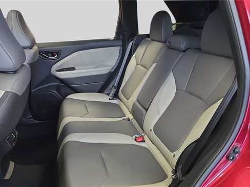 Used 2025 Subaru Forester Limited w/ Popular Package #2 image 15