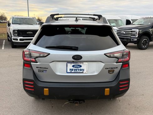 Used 2022 Subaru Outback Wilderness image 33