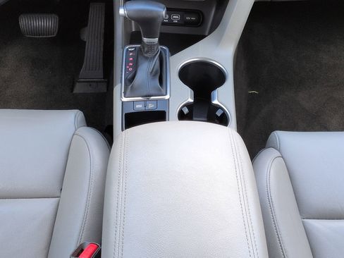 Used 2018 Kia Sportage EX FWD image 19