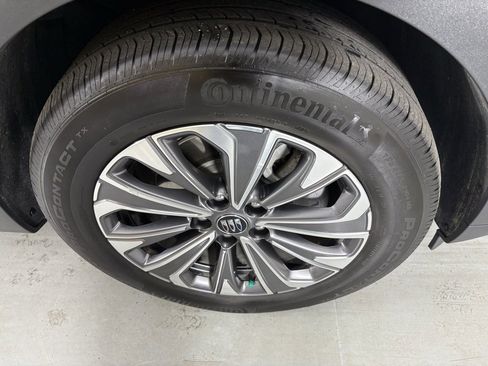 Used 2025 Buick Envision Preferred image 10