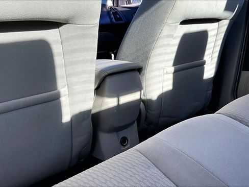 Used 2012 Ford Focus SEL image 32