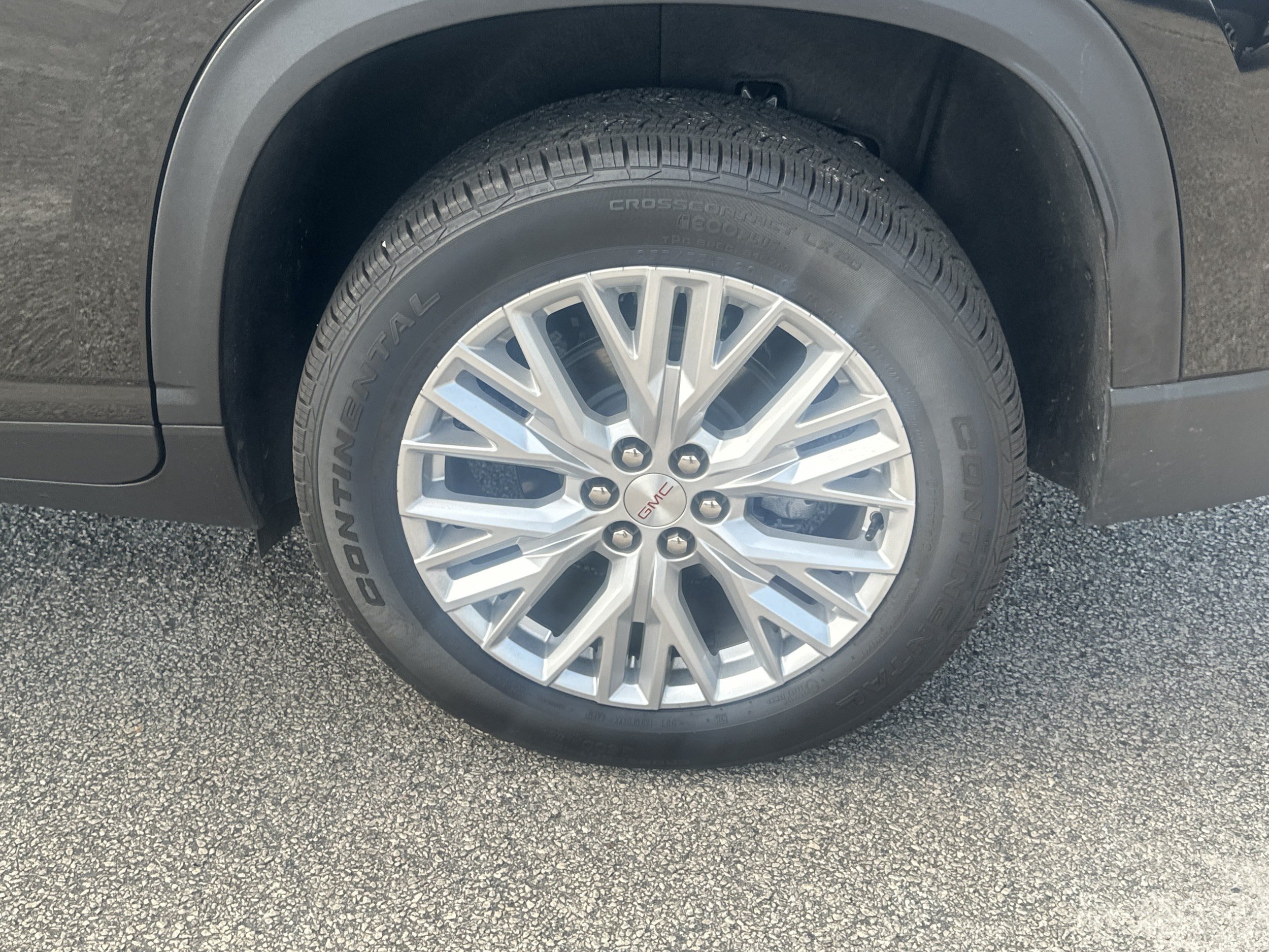 Used 2026 GMC Acadia Elevation w/ Elevation Premium Package FWD image 19
