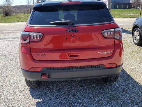 Used 2019 Jeep Compass Trailhawk image 5