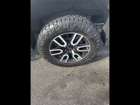 Used 2022 GMC Sierra 1500 AT4 w/ AT4 Preferred Package image 15
