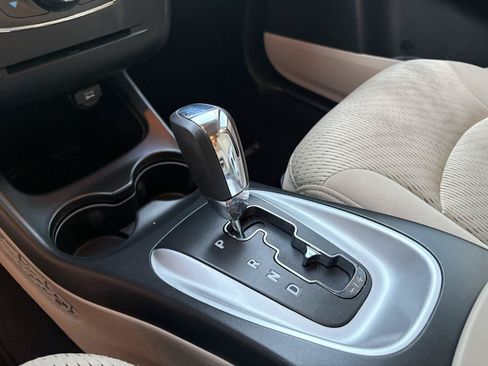 Used 2015 Dodge Journey SXT FWD image 18