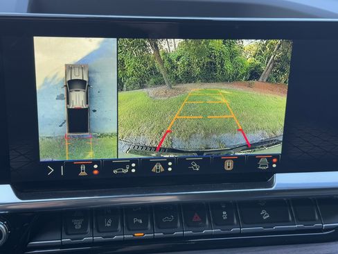 New 2026 GMC Sierra 2500 SLT w/ SLT Premium Package image 34