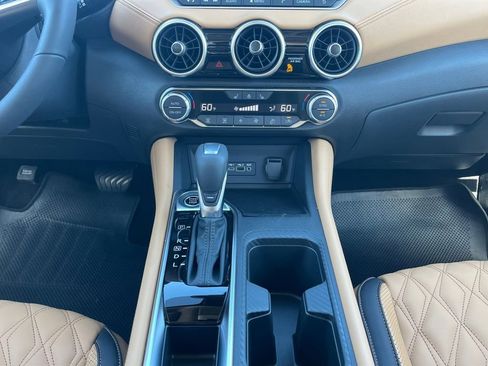 New 2025 Nissan Sentra SV image 3