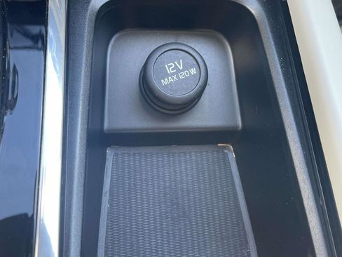 Certified 2023 Volvo XC90 T8 Ultimate w/ Lounge Package image 34