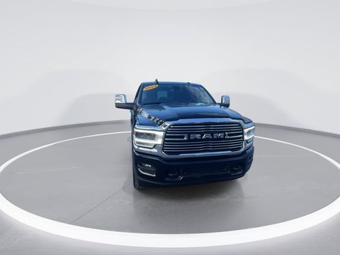 Used 2024 RAM 2500 Laramie AWD/4WD image 4