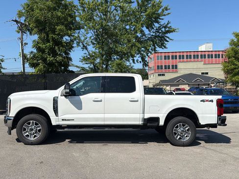 Used 2024 Ford F250 Lariat AWD/4WD image 6