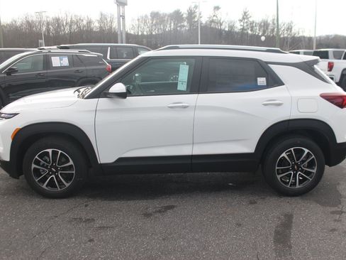 New 2026 Chevrolet TrailBlazer LT w/ Convenience Package image 4