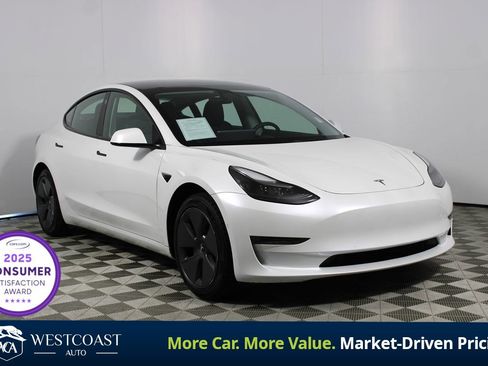 Used 2022 Tesla Model 3 Long Range AWD/4WD image 1