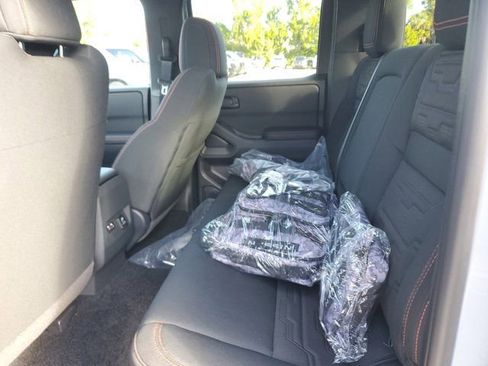 New 2026 Nissan Frontier PRO-4X w/ Pro-4x Convenience Package image 6