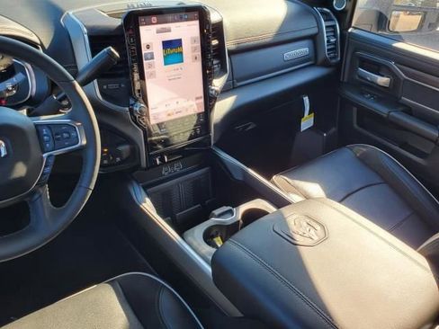 Used 2025 RAM 3500 Laramie image 31