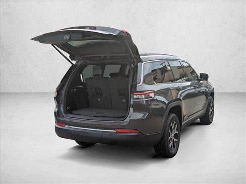 New 2025 Jeep Grand Cherokee L Limited w/ Trailer Tow Package image 2