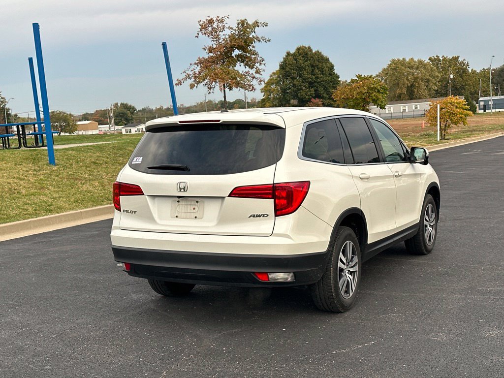 Certified 2017 Honda Pilot EX-L image 5