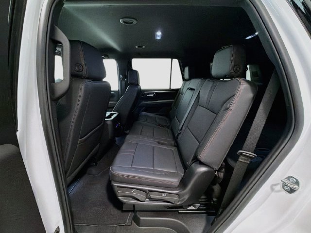 Used 2026 Chevrolet Tahoe RST AWD/4WD image 22