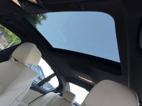 Used 2020 BMW 530i w/ Executive Package RWD image 26