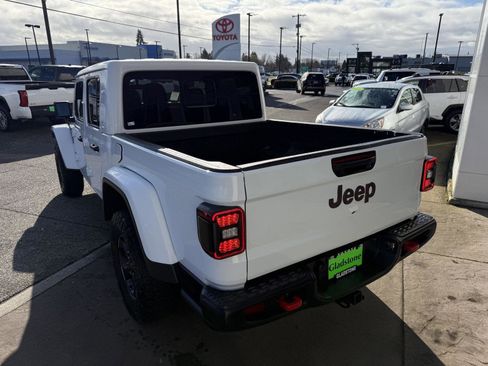 Used 2021 Jeep Gladiator Rubicon AWD/4WD image 4