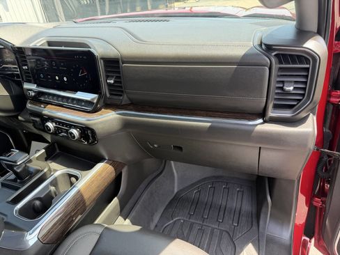 Used 2024 GMC Sierra 1500 Elevation w/ Elevation Premium Package AWD/4WD image 37
