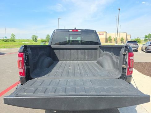 Used 2019 RAM 1500 Limited AWD/4WD image 9