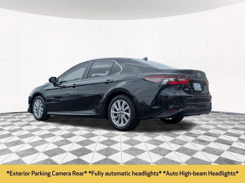 Used 2024 Toyota Camry LE image 8