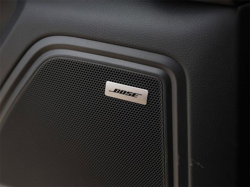 Used 2025 Porsche Macan image 27