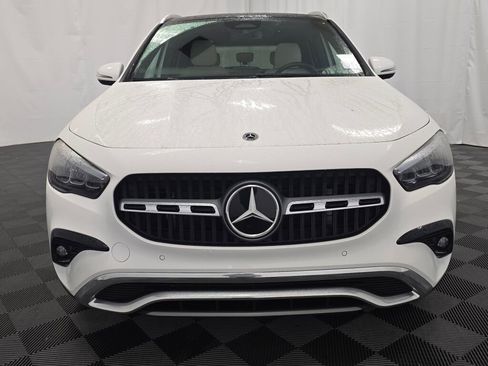 Used 2025 Mercedes-Benz GLA 250 4MATIC image 9
