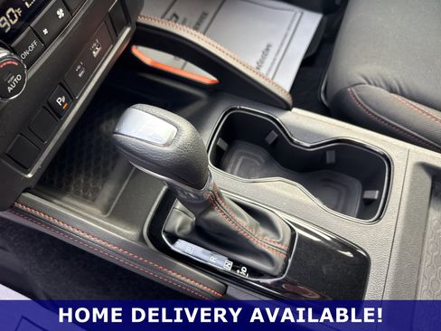 Used 2024 Nissan Frontier PRO-4X w/ Technology Package image 13