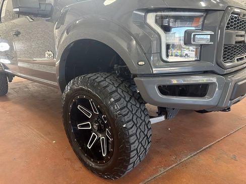 Used 2020 Ford F150 Raptor w/ Equipment Group 802A Luxury AWD/4WD image 9