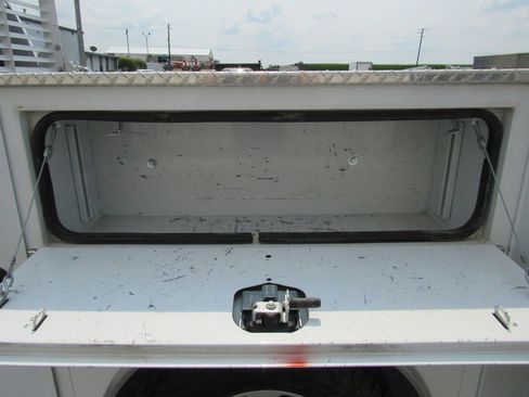 Used 2023 Ford F350 XLT w/ FX4 Off-Road Package AWD/4WD image 25