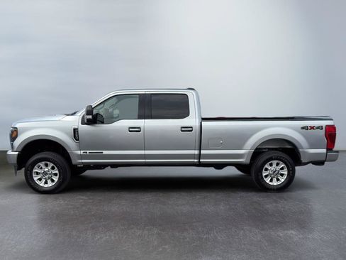Used 2020 Ford F250 XLT AWD/4WD image 2