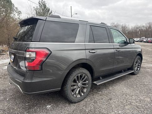 Used 2021 Ford Expedition Limited image 9