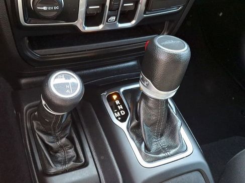 Certified 2023 Jeep Gladiator Sport image 8