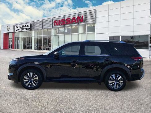 Used 2025 Nissan Pathfinder SL image 4