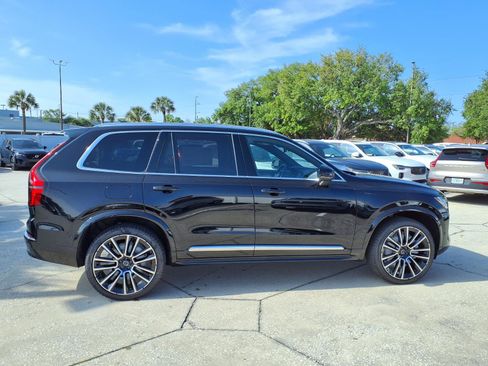 New 2026 Volvo XC90 B6 Plus w/ Protection Package Premier image 8