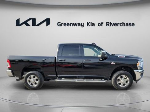 Used 2024 RAM 2500 Big Horn AWD/4WD image 7