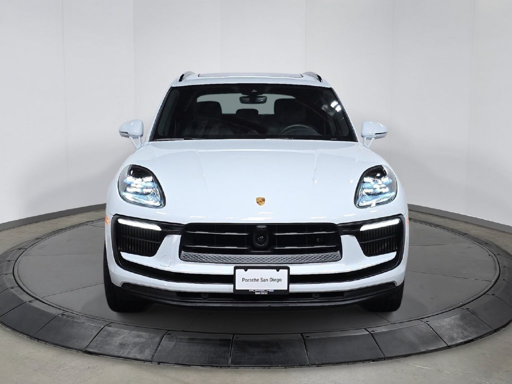 Certified 2025 Porsche Macan S AWD/4WD image 10