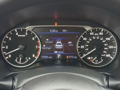 Used 2025 Nissan Altima 2.5 SV image 14