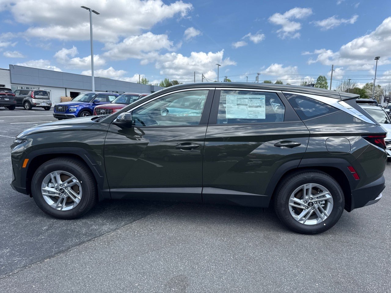 Used 2026 Hyundai Tucson SE FWD image 4
