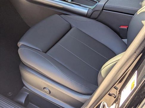 New 2026 Mercedes-Benz GLA 250 image 4