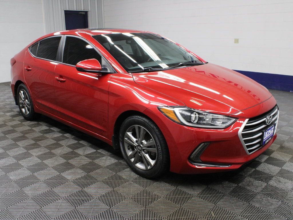 Used 2018 Hyundai Elantra Value Edition FWD image 2