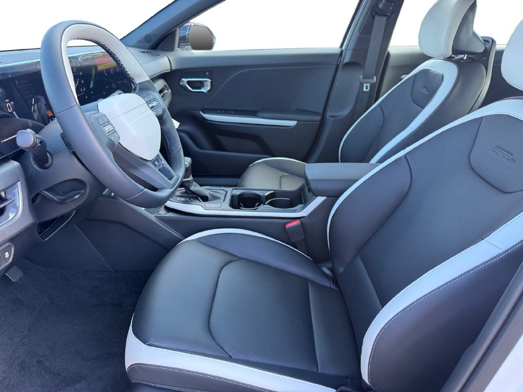 New 2026 Kia K4 GT-Line w/ GT-Line Sunroof Package FWD image 9