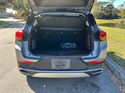 Used 2023 Buick Encore GX Select image 10