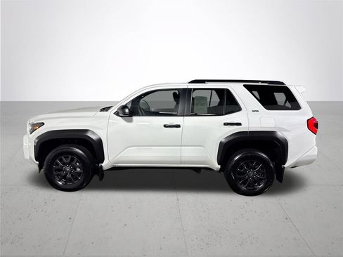 Used 2025 Toyota 4Runner SR5 RWD image 9