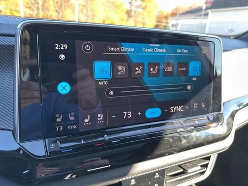 New 2026 Volkswagen Atlas Cross Sport SEL Premium R-Line image 22