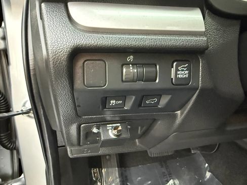 Used 2014 Subaru Forester 2.0XT Touring AWD/4WD image 33