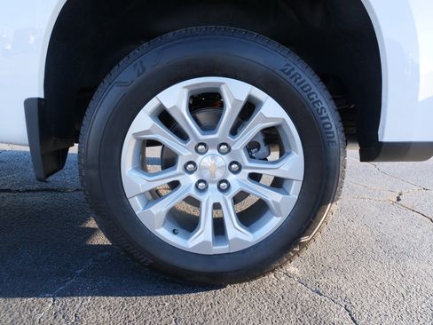 New 2025 Chevrolet Silverado 1500 LTZ w/ LTZ Premium Package image 13